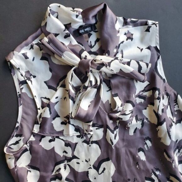 Nine West Floral Blouse - Picture 3 of 8